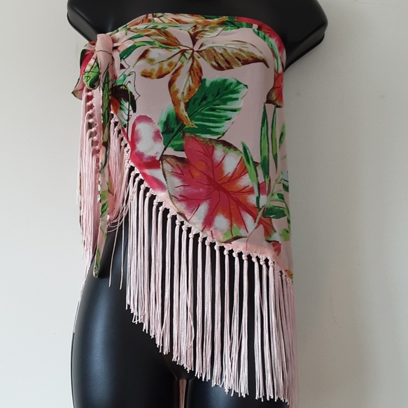 TiniBikini Tropical Print Pink Fringe Wrap/Cover Up NWT - Picture 2 of 9